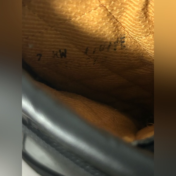 Vibrant women’s Black Lace-Up Combat Boots - Picture 3 of 5